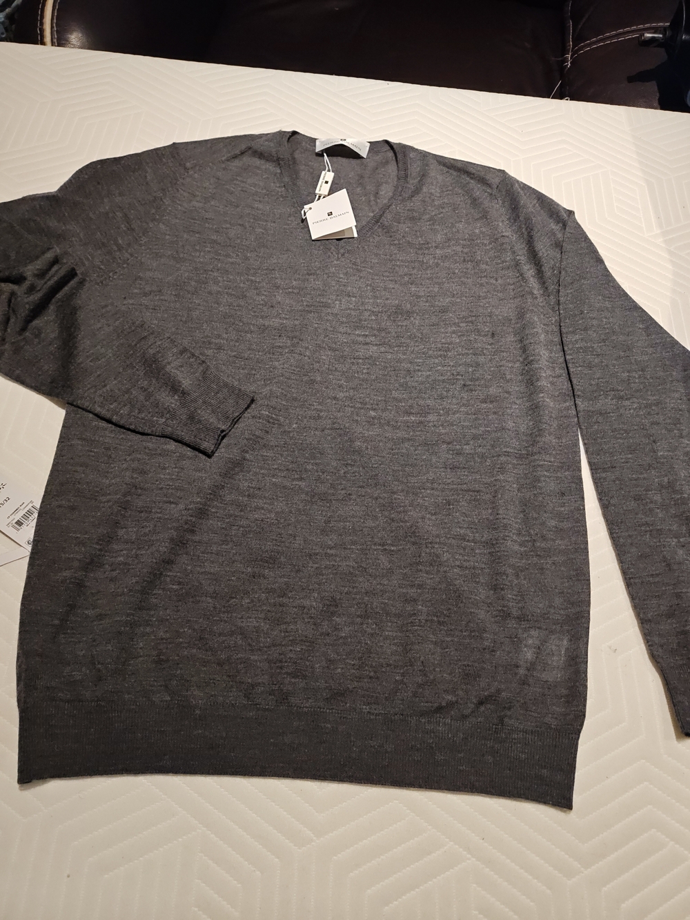 Pierre Balmain Men's V-Neck Sweater in Charcoal Gray 50/50 Cashmere/Silk. Italy